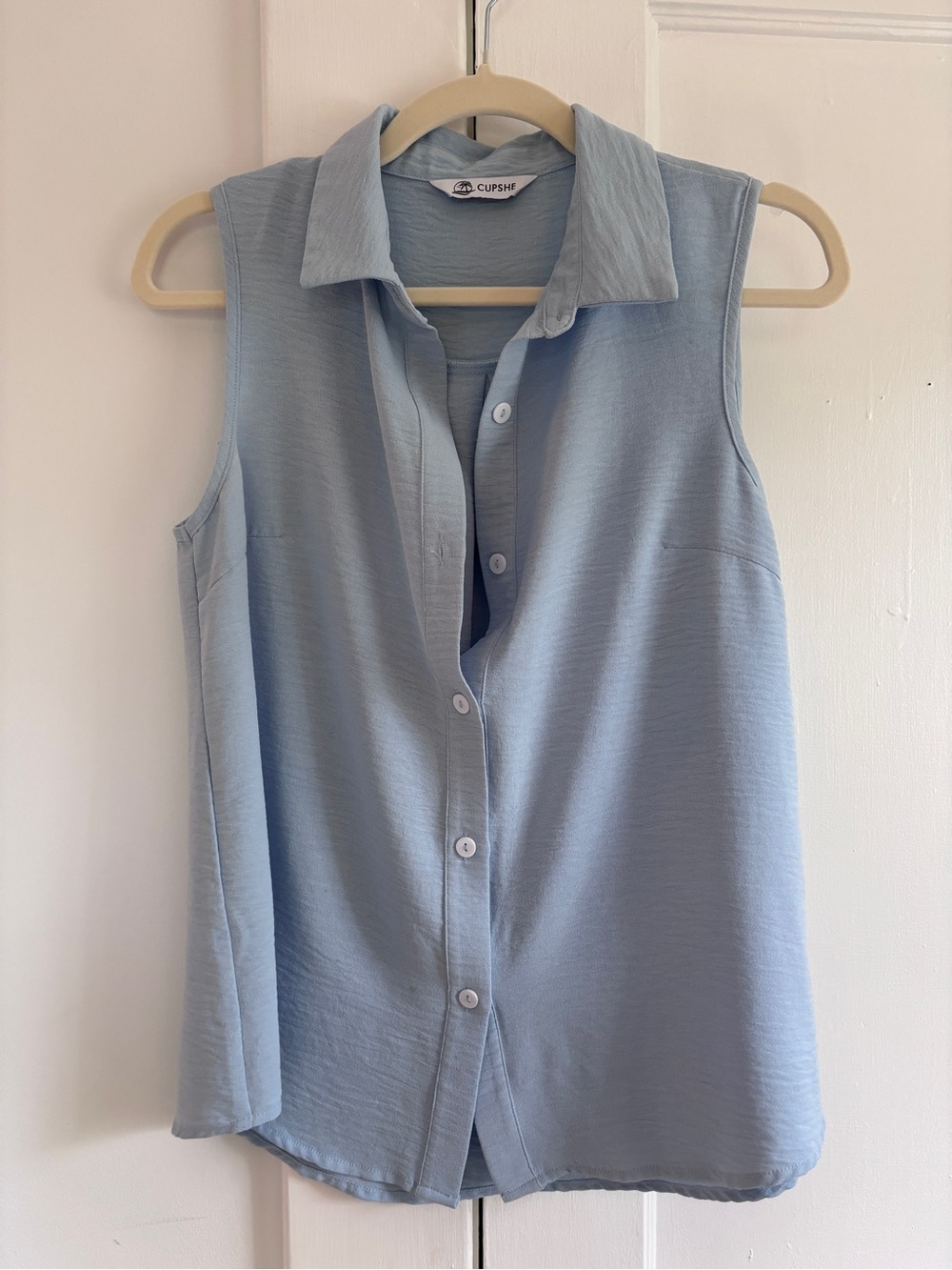 NWOT Cupshe Sky Blue Sleeveless Button-Up Blouse